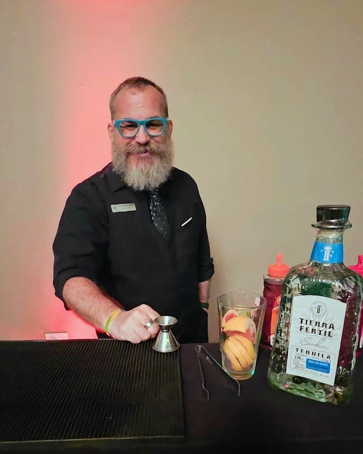 Fun Coast Bartending team at an event
